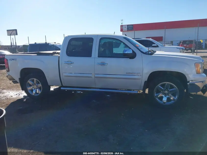 2013 GMC SIERRA 1500 SLT