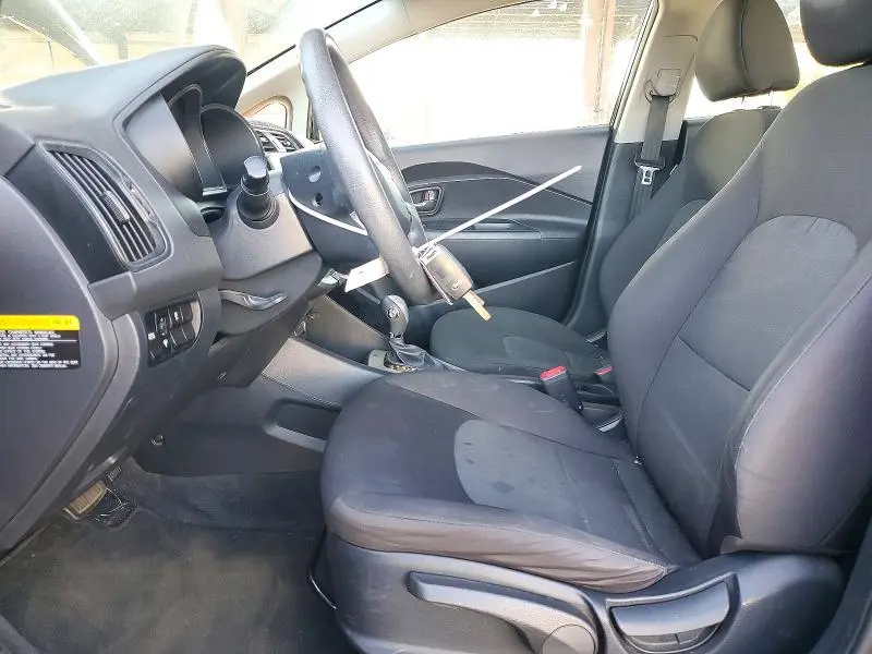 2017 KIA RIO LX  