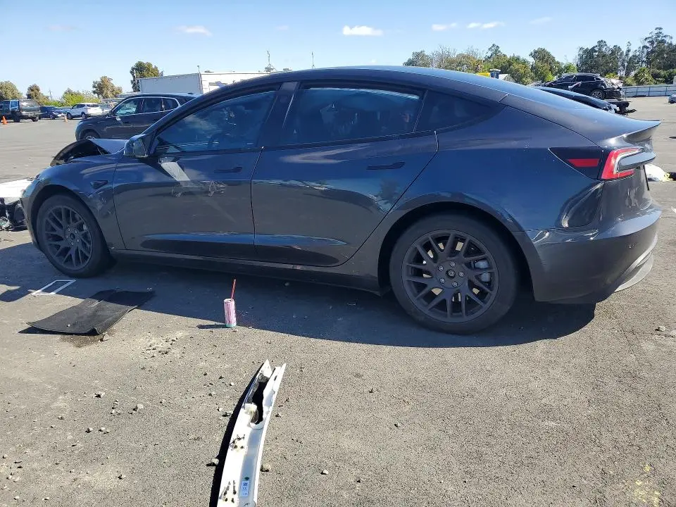 2024 TESLA MODEL 3   