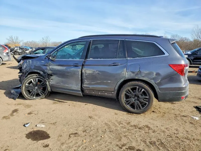 2021 HONDA PILOT SE  