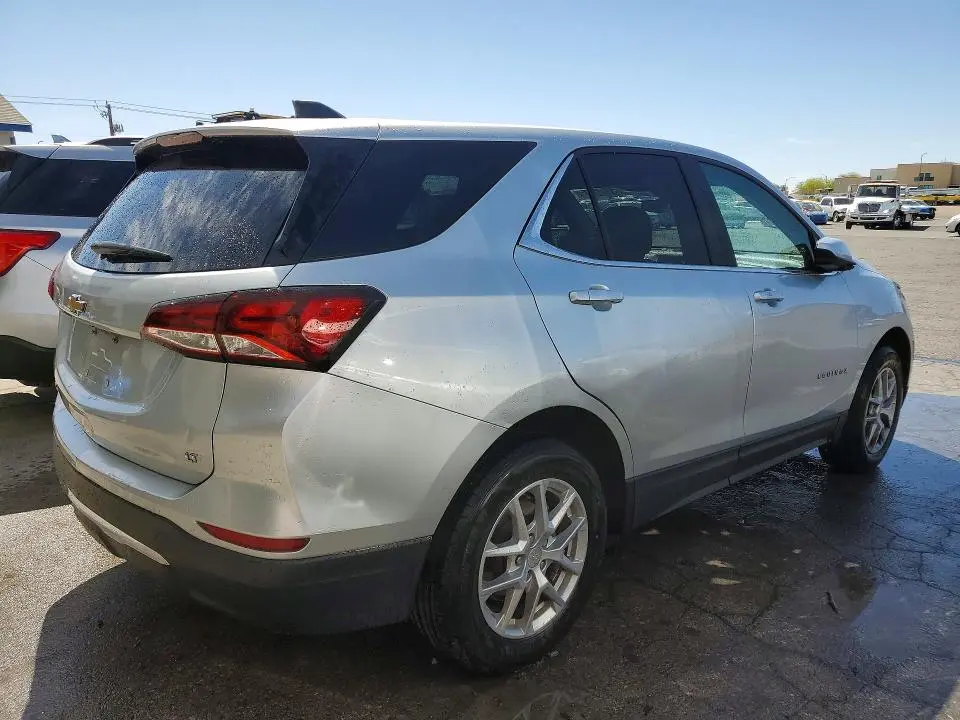 2022 CHEVROLET EQUINOX LT  