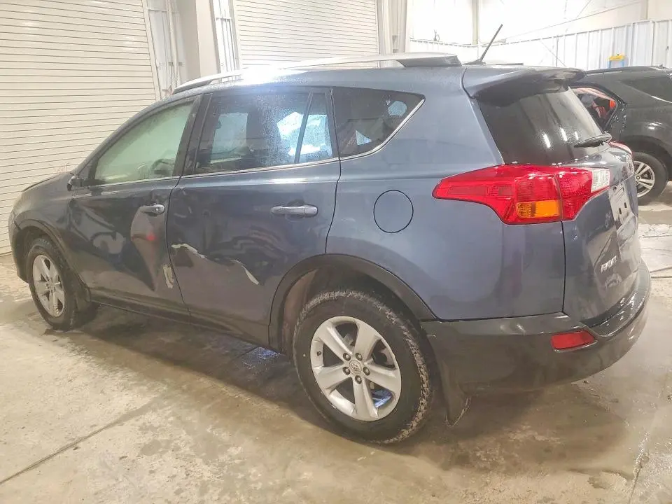 2014 TOYOTA RAV4 XLE  