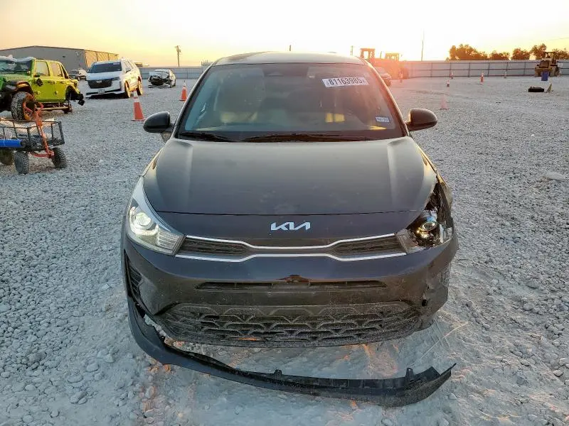 2022 KIA RIO LX  