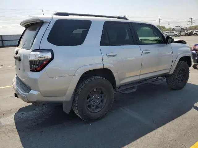 2014 TOYOTA 4RUNNER SR5  