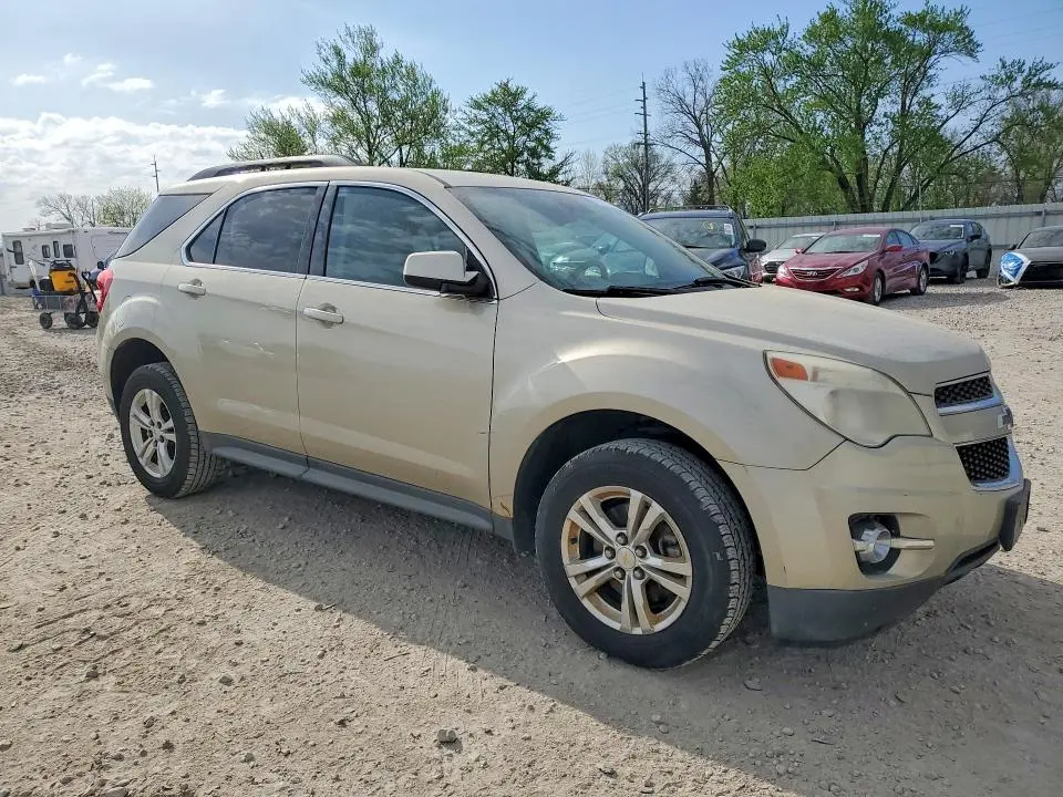 2015 CHEVROLET EQUINOX LT  