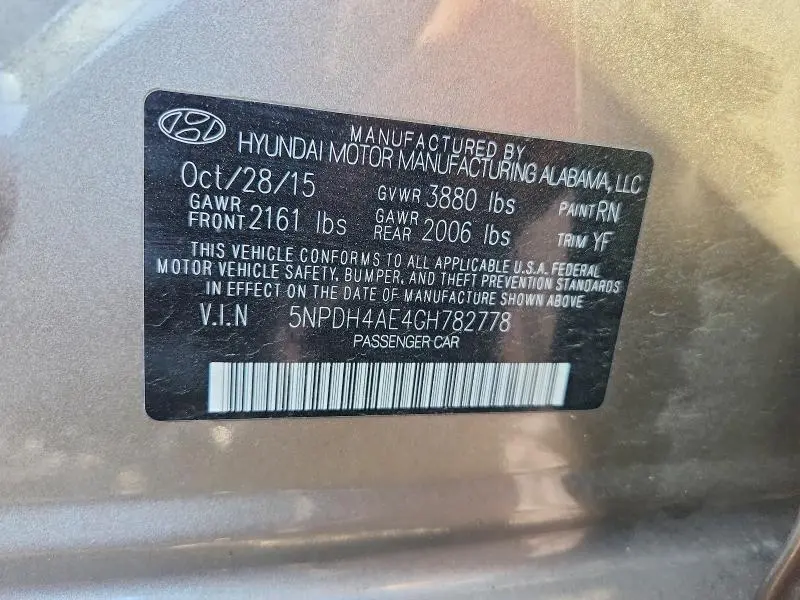 2016 HYUNDAI ELANTRA SE  