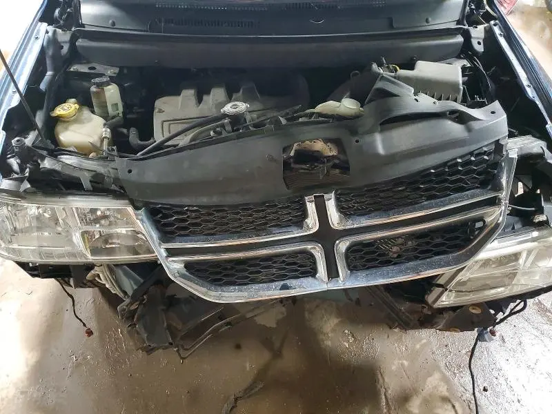 2013 DODGE JOURNEY SXT  