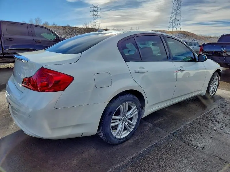 2010 INFINITI G37   