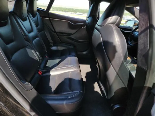 2020 TESLA MODEL S   