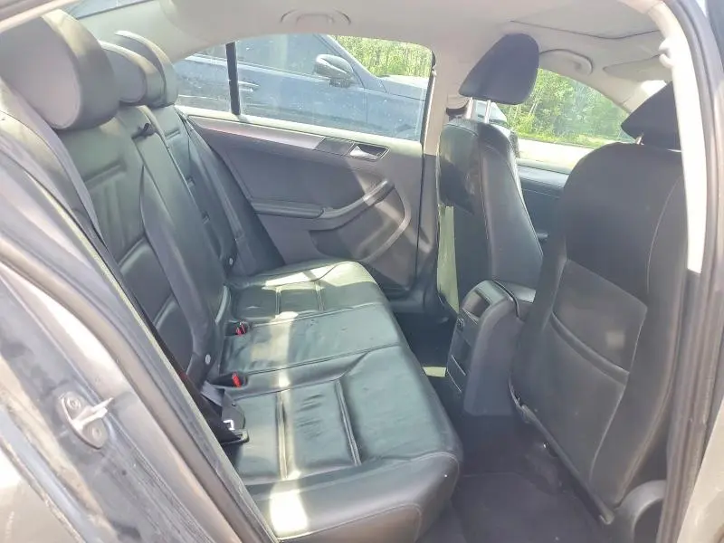 2015 VOLKSWAGEN JETTA TDI  