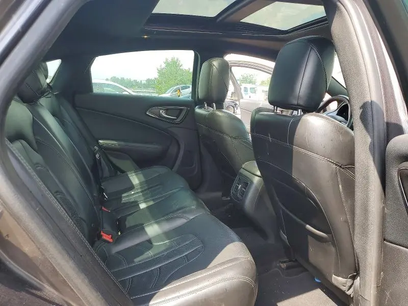 2016 CHRYSLER 200 S  
