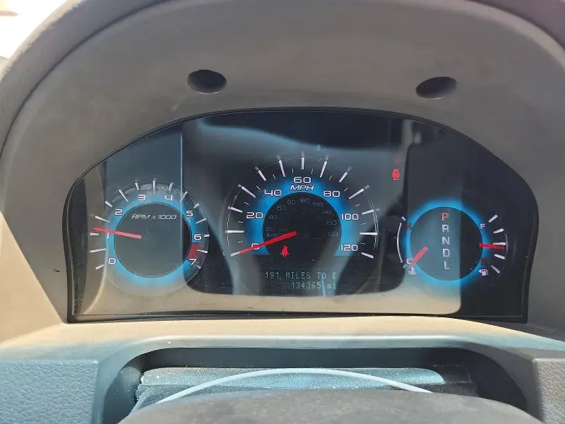 2010 FORD FUSION S  