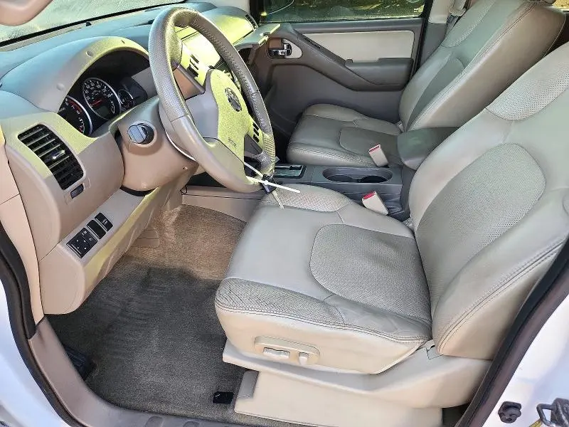 2012 NISSAN FRONTIER S  