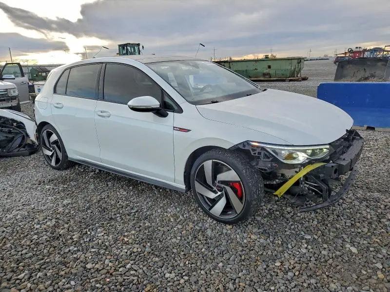 2022 VOLKSWAGEN GTI SE  