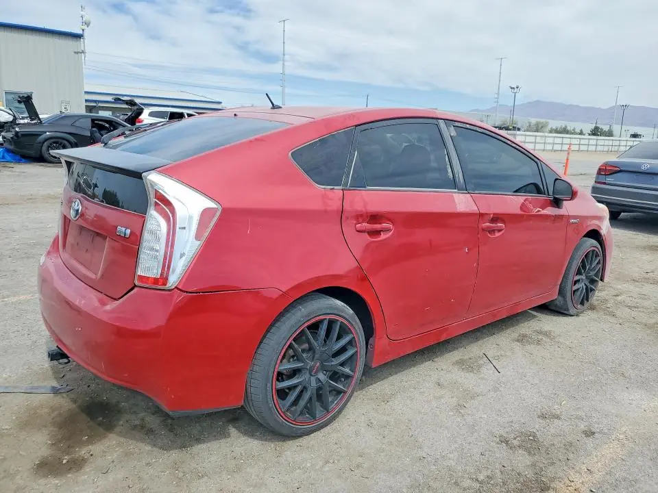 2013 TOYOTA PRIUS TWO  