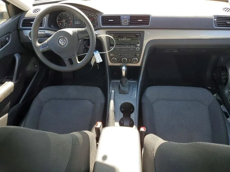 2012 VOLKSWAGEN PASSAT S  