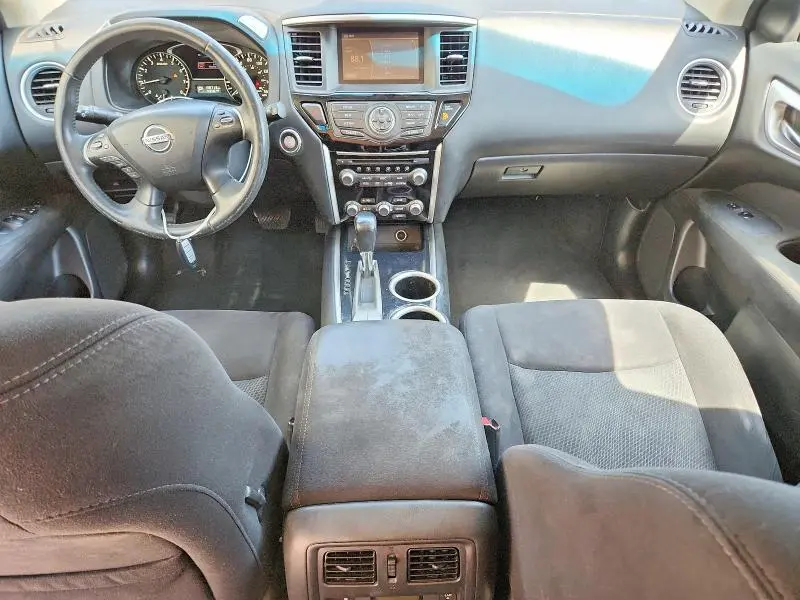 2015 NISSAN PATHFINDER SV  