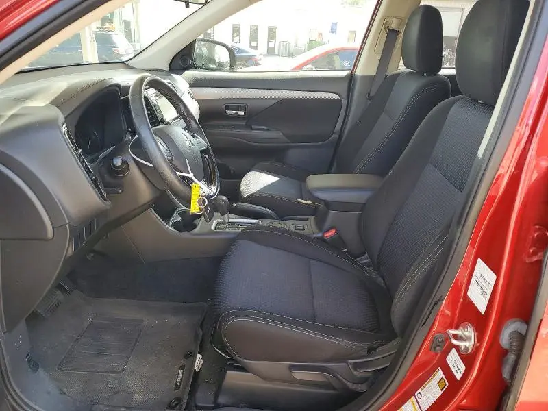 2016 MITSUBISHI OUTLANDER SE  