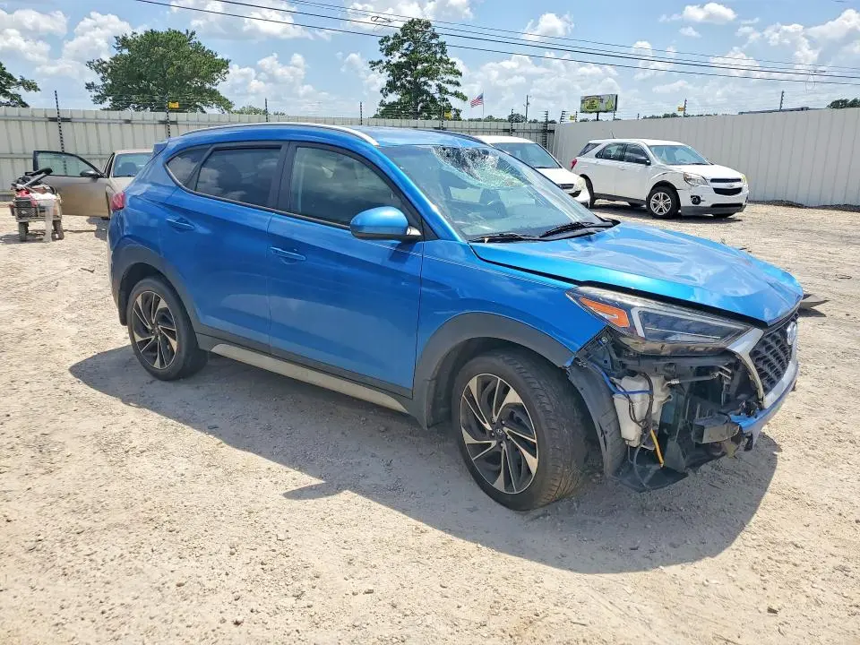 2021 HYUNDAI TUCSON SPORT  