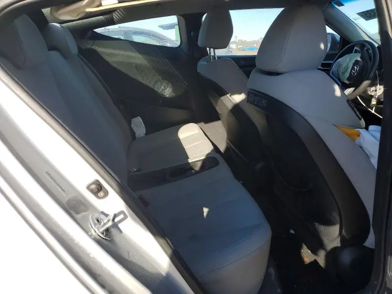 2012 HYUNDAI VELOSTER   