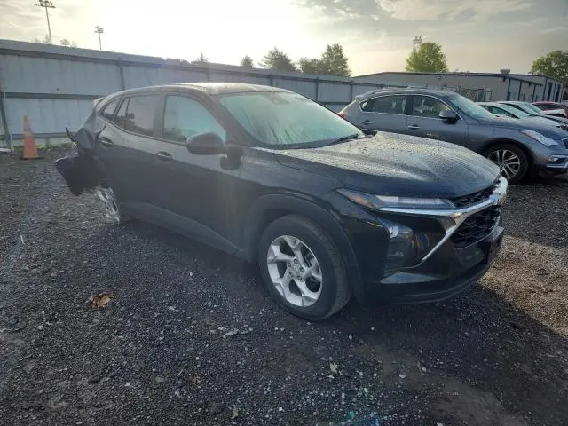 2024 CHEVROLET TRAX LS  