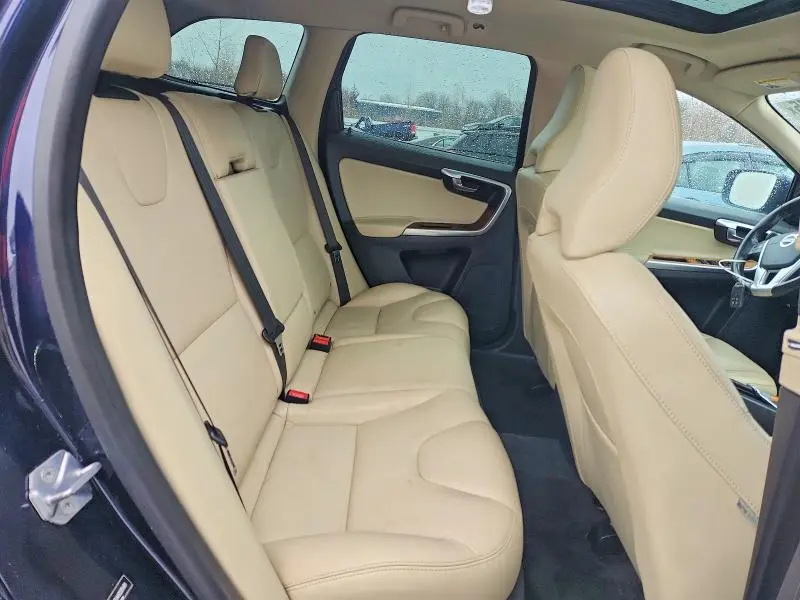 2017 VOLVO XC60 T6 INSCRIPTION  