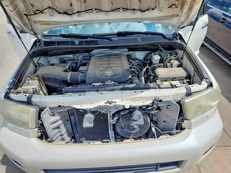 2014 TOYOTA SEQUOIA PLATINUM  