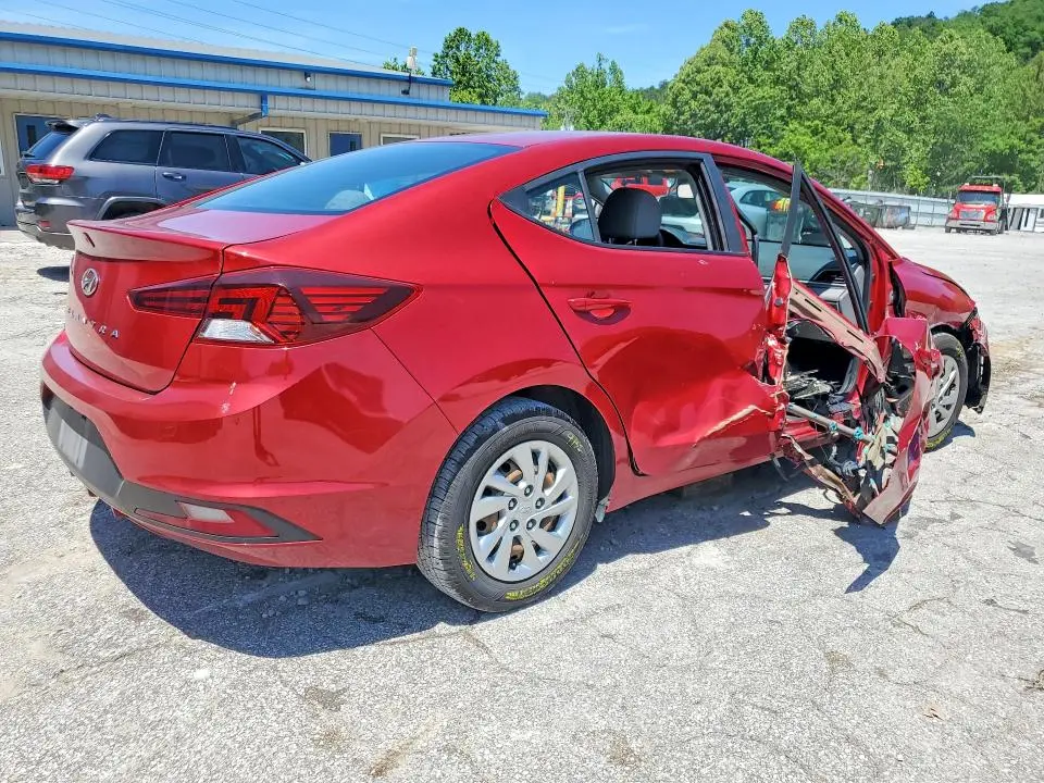 2019 HYUNDAI ELANTRA SE  