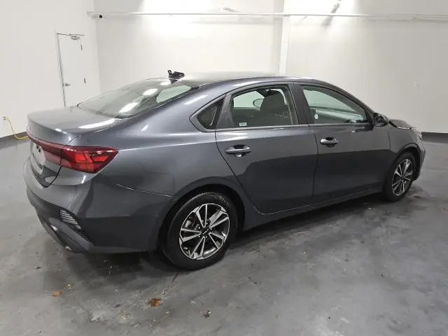 2024 KIA FORTE LX  