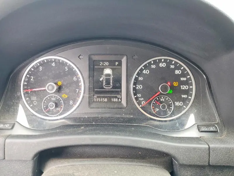 2013 VOLKSWAGEN TIGUAN S  