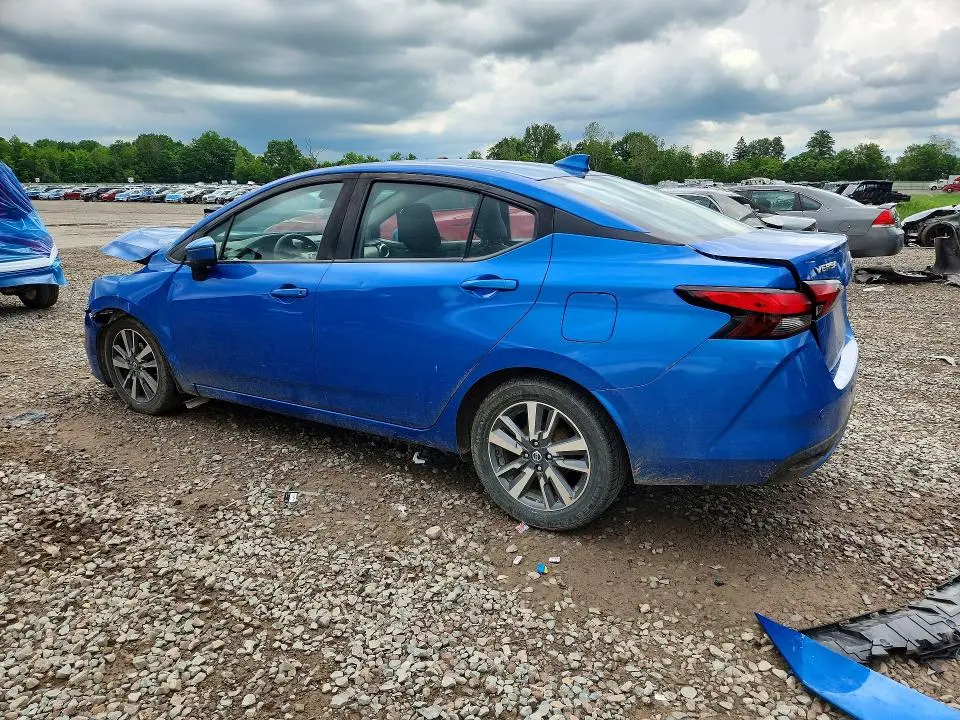 2020 NISSAN VERSA SV  