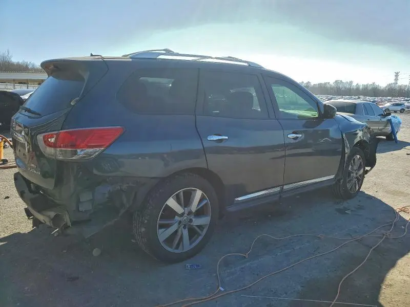 2013 NISSAN PATHFINDER S  