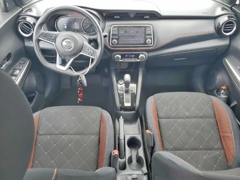 2018 NISSAN KICKS SR  