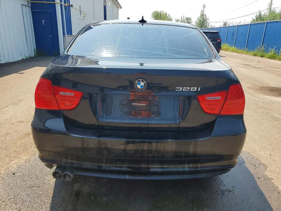 2011 BMW 328 XI  