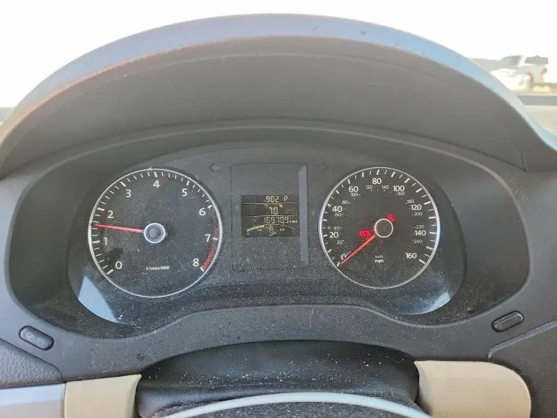 2013 VOLKSWAGEN JETTA SE  