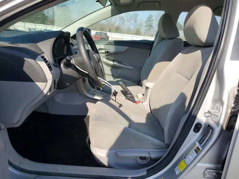 2012 TOYOTA COROLLA LE  
