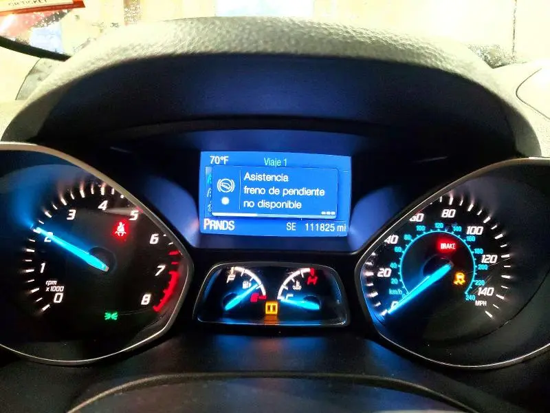 2015 FORD ESCAPE SE  