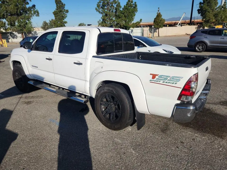 2015 TOYOTA TACOMA PRERUNNER V6  