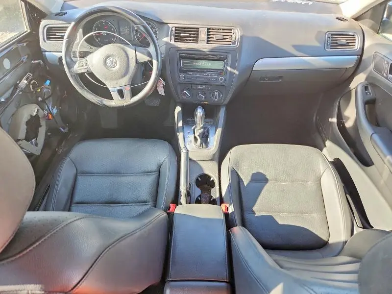2014 VOLKSWAGEN JETTA SE  