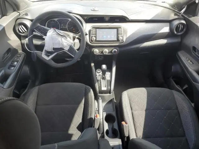2019 NISSAN KICKS S  