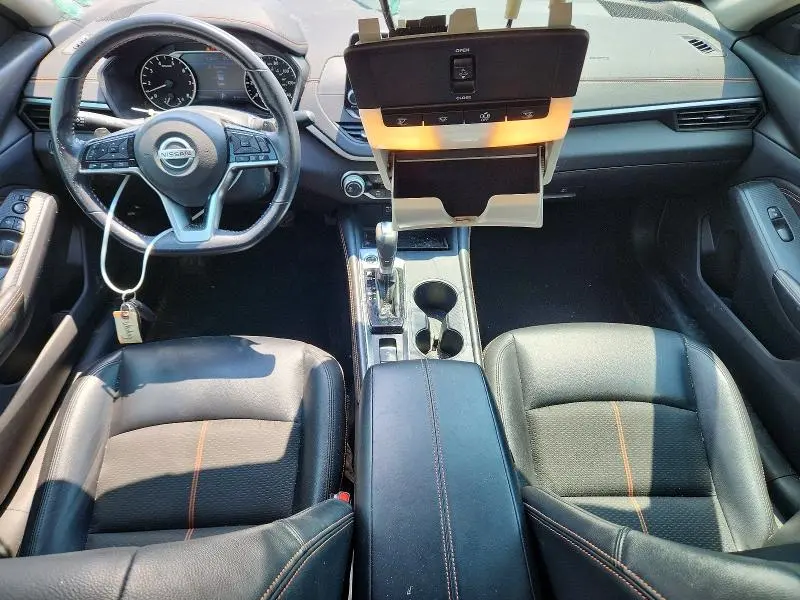 2020 NISSAN ALTIMA SR  