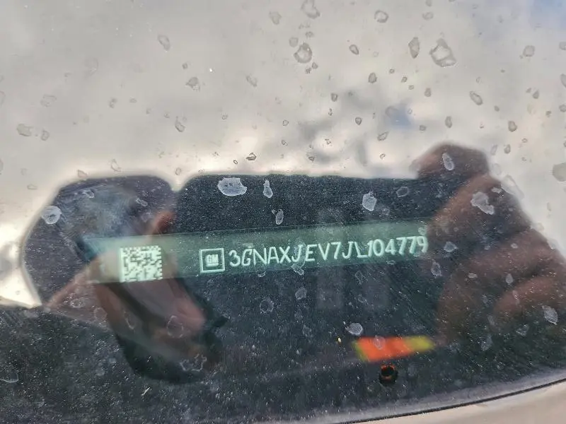 2018 CHEVROLET EQUINOX LT  