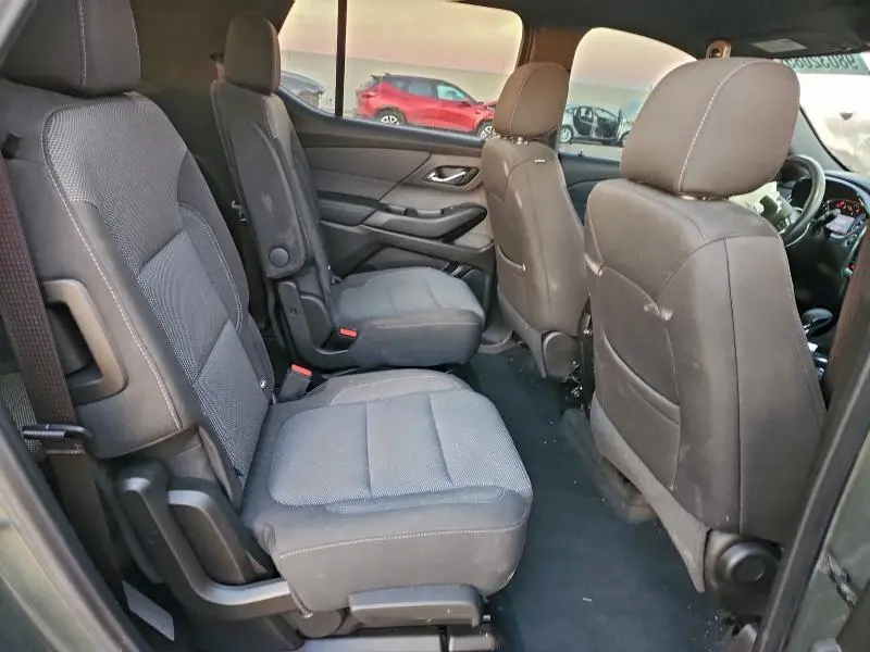 2022 CHEVROLET TRAVERSE LT  