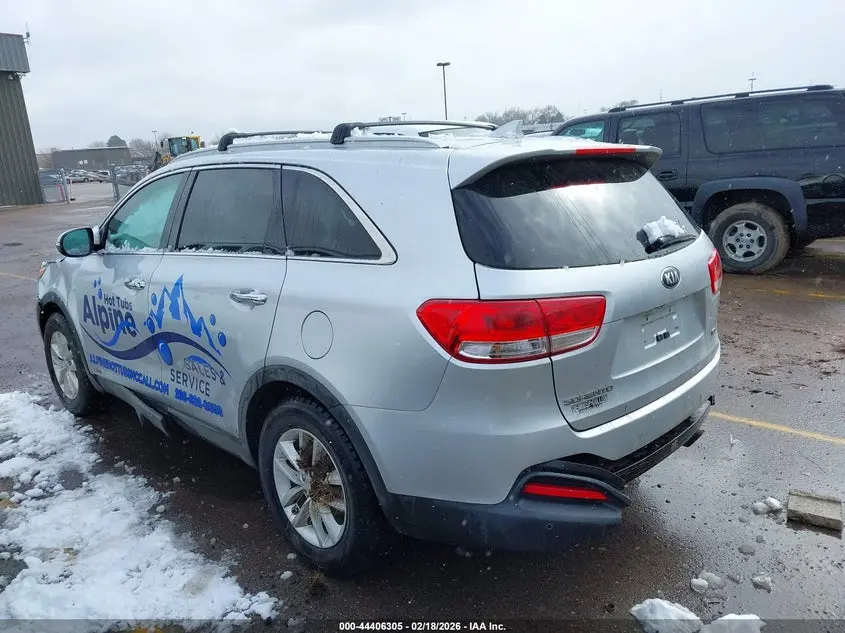 2017 KIA SORENTO 2.4L LX