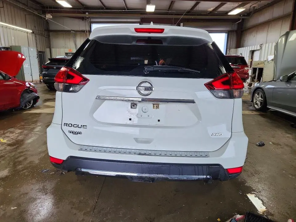 2017 NISSAN ROGUE S  