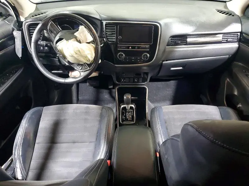 2019 MITSUBISHI OUTLANDER SE  