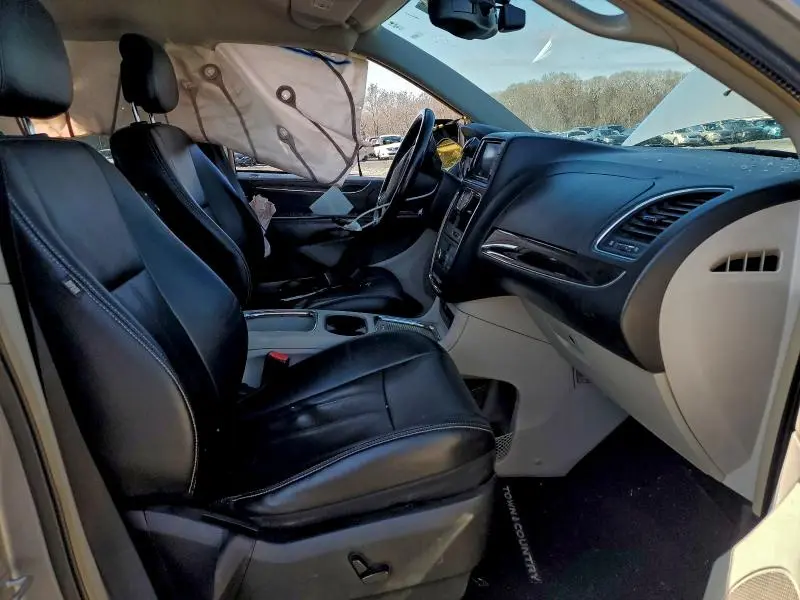 2014 CHRYSLER TOWN & COUNTRY TOURING L  