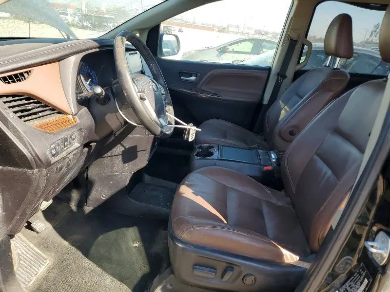 2015 TOYOTA SIENNA LIMITED 7-PASSENGER  
