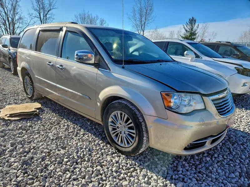 2013 CHRYSLER TOWN & COUNTRY TOURING L  
