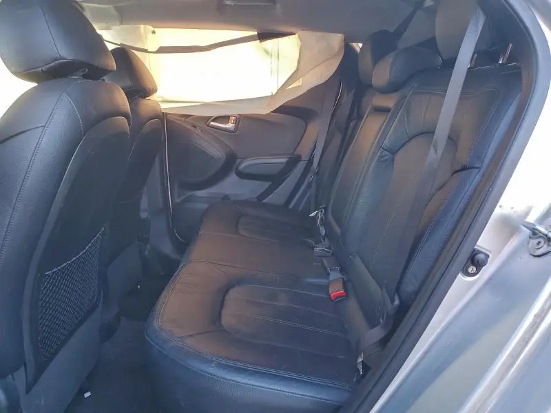 2011 HYUNDAI TUCSON GLS  